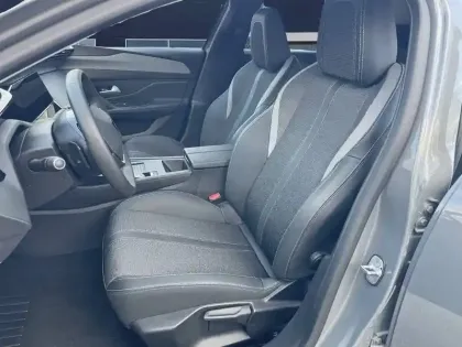 Photo 13 Peugeot 308  BlueHDi 130ch S&S EAT8