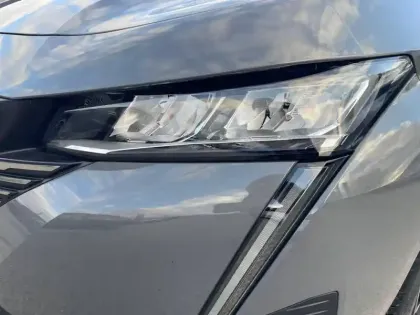 Photo 10 Peugeot 308  BlueHDi 130ch S&S EAT8