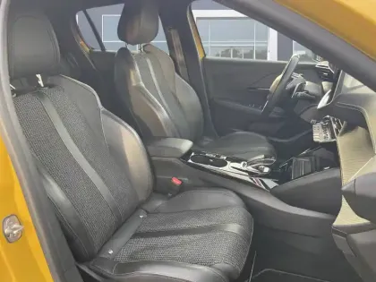 Photo 48 Peugeot 208  PureTech 130 S&S EAT8