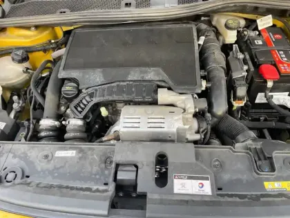 Photo 39 Peugeot 208  PureTech 130 S&S EAT8