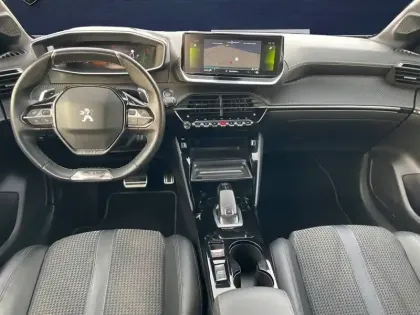 Photo 42 Peugeot 208  PureTech 130 S&S EAT8