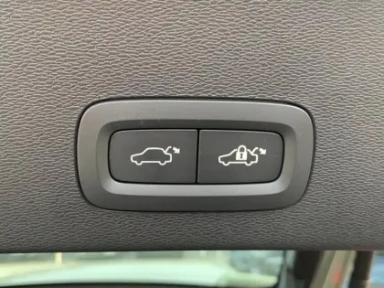 Photo 15 Volvo C40  Recharge Extended Range 252 ch 1EDT