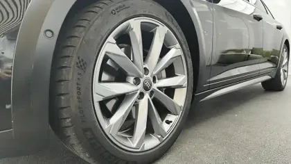 Photo 7 Audi A6  Allroad 40 TDI 204 ch S tronic 7 Quattro