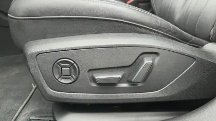 Photo 21 Audi A6  Allroad 40 TDI 204 ch S tronic 7 Quattro