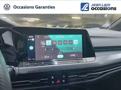 Photo 18 Volkswagen Golf  1.5 eTSI OPF 130 DSG7