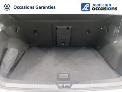 Photo 13 Volkswagen Golf  1.5 eTSI OPF 130 DSG7