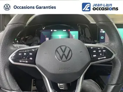 Photo 16 Volkswagen Golf  1.5 eTSI OPF 130 DSG7