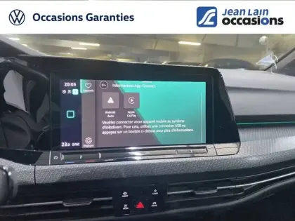 Photo 17 Volkswagen Golf  1.5 eTSI OPF 130 DSG7