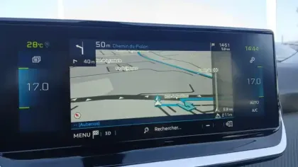 Photo 21 Peugeot 2008  Moteur électrique 136 ch