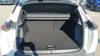 Photo 8 Peugeot 2008  Moteur électrique 136 ch