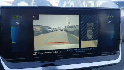 Photo 19 Peugeot 2008  Moteur électrique 136 ch