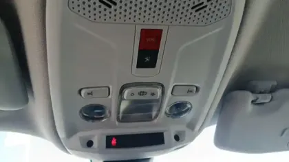 Photo 28 Peugeot 2008  Moteur électrique 136 ch