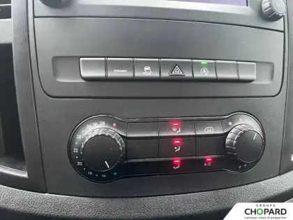 Photo 45 Mercedes Vito  FOURGON 114 CDI LONG BVA RWD