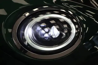 Photo 35 Mini Mini Hatch 3 Portes Cooper SE 184 ch