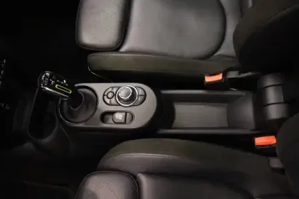 Photo 18 Mini Mini Hatch 3 Portes Cooper SE 184 ch