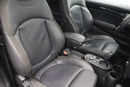 Photo 10 Mini Mini Hatch 3 Portes Cooper SE 184 ch