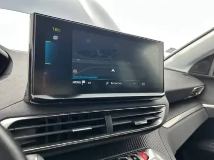 Photo 44 Peugeot 3008  Hybrid 225 e-EAT8