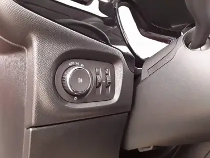 Photo 21 Opel Corsa  1.2 Turbo 100 ch BVA8