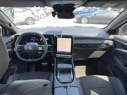 Photo 16 Renault Austral  full hybrid E-Tech 200 ch