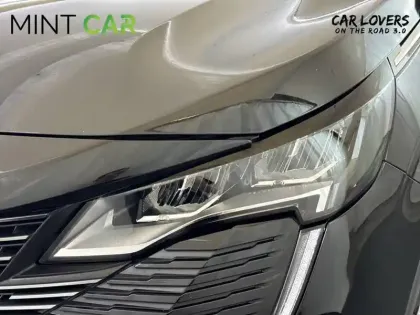 Photo 27 Peugeot 3008  Hybrid 225 e-EAT8