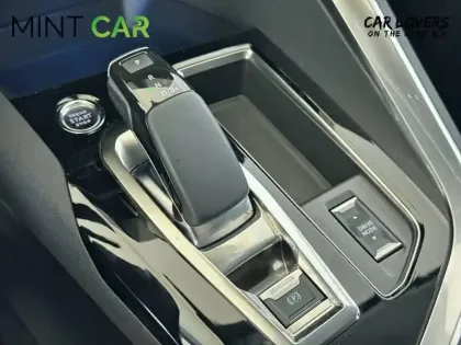 Photo 14 Peugeot 3008  Hybrid 225 e-EAT8