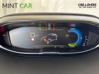 Photo 13 Peugeot 3008  Hybrid 225 e-EAT8