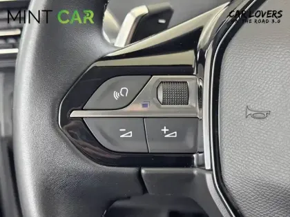 Photo 15 Peugeot 3008  Hybrid 225 e-EAT8