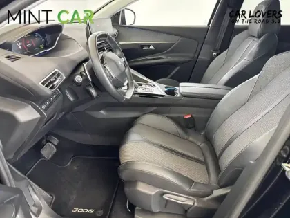 Photo 17 Peugeot 3008  Hybrid 225 e-EAT8