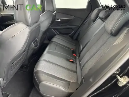 Photo 18 Peugeot 3008  Hybrid 225 e-EAT8