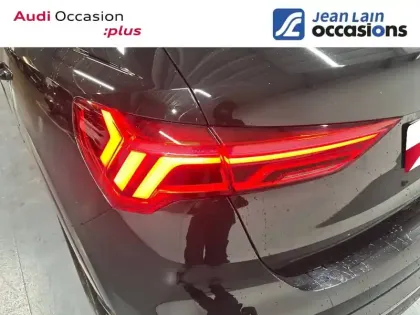 Photo 21 Audi Q3  35 TFSI 150 ch S tronic 7