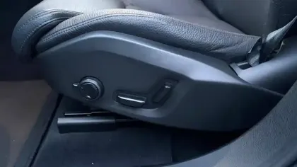 Photo 16 Volvo Xc60  T6 AWD Hybride rechargeable 253 ch+145 ch Geartronic 8