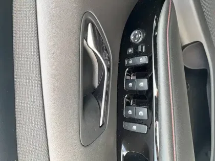 Photo 9 Hyundai Tucson  1.6 T-GDI 230 Hybrid BVA6