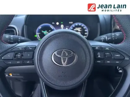 Photo 11 Toyota Yaris  Hybride 130h