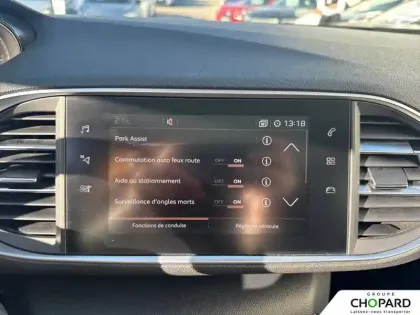 Photo 19 Peugeot 308  PureTech 130ch S&S EAT8