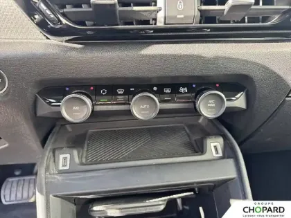 Photo 34 Citroën C4  PureTech 130 S&S EAT8