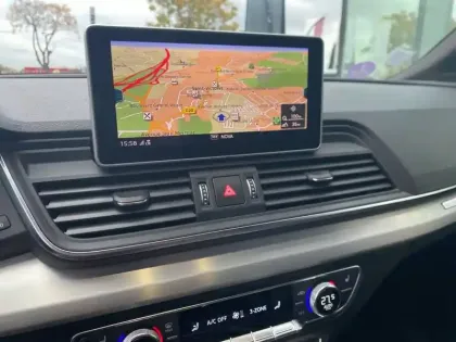 Photo 17 Audi Q5  55 TFSI e 367 S tronic 7 Quattro