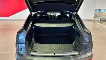 Photo 36 Audi Q5  Sportback 40 TDI 204 S tronic 7 Quattro