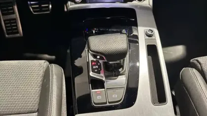 Photo 17 Audi Q5  Sportback 40 TDI 204 S tronic 7 Quattro