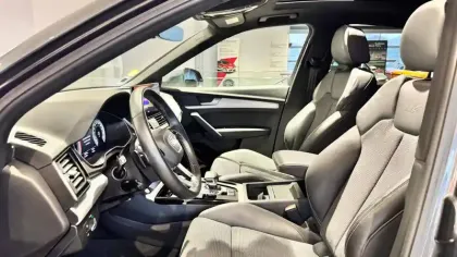 Photo 10 Audi Q5  Sportback 40 TDI 204 S tronic 7 Quattro