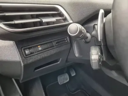 Photo 38 Peugeot 3008  Hybrid 136 e-DCS6