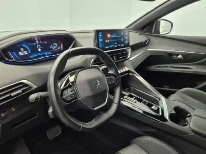 Photo 26 Peugeot 3008  Hybrid 136 e-DCS6