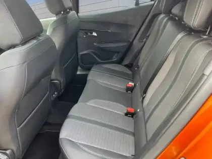 Photo 9 Peugeot 2008  PureTech 100 S&S BVM6