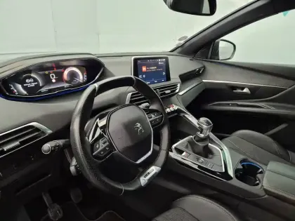 Photo 11 Peugeot 3008  Puretech 130ch S&S BVM6