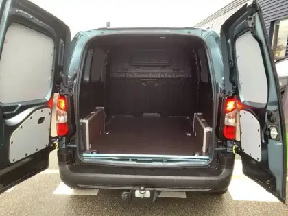 Photo 5 Peugeot Partner  FOURGON M DIESEL 130 CH AUTOMATIQUE