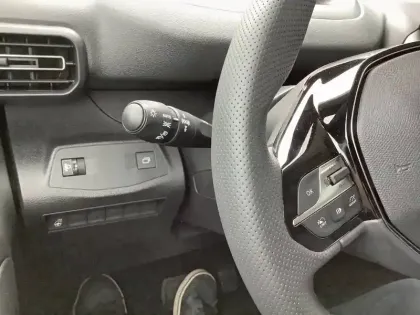 Photo 23 Peugeot Partner  FOURGON M DIESEL 130 CH AUTOMATIQUE