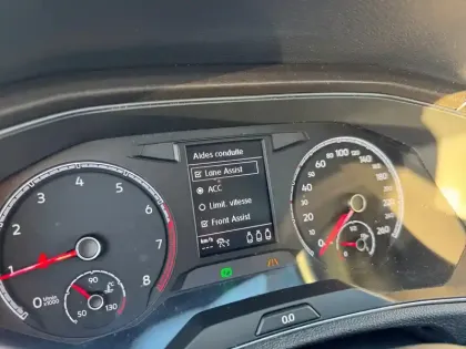 Photo 19 Volkswagen T-roc  1.0 TSI 115 Start/Stop BVM6