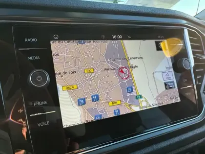 Photo 14 Volkswagen T-roc  1.0 TSI 115 Start/Stop BVM6