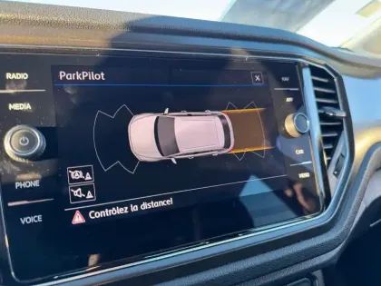 Photo 16 Volkswagen T-roc  1.0 TSI 115 Start/Stop BVM6