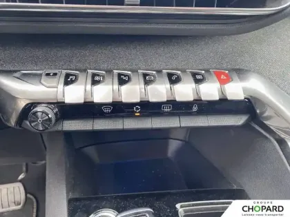 Photo 13 Peugeot 3008  Hybrid 225 e-EAT8