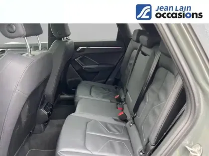 Photo 16 Audi Q3  35 TFSI 150 ch S tronic 7